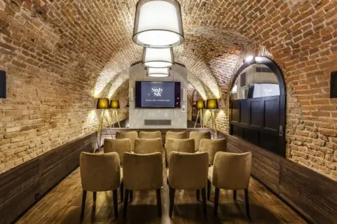 Hotel Sixty Six dlaczego zamknięty? Oto szokujące powody i plany na przyszłość