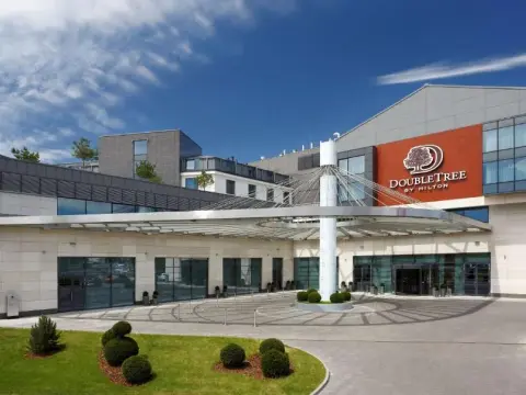 Ile jest hoteli Hilton w Polsce? Odkryj ich lokalizacje i usługi