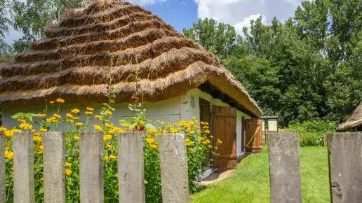 Sieradz atrakcje: odkryj niezwykłe miejsca, które musisz zobaczyć