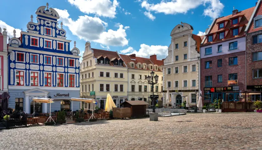 Gdzie dobrze zjeść w Szczecinie? Odkryj najlepsze restauracje