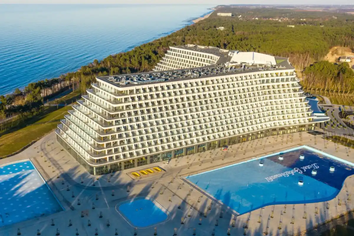 Hotel Gołębiewski w Pobierowie już otwarty. Co oferuje?
